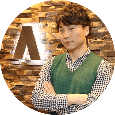 代表取締役 穂積 賢